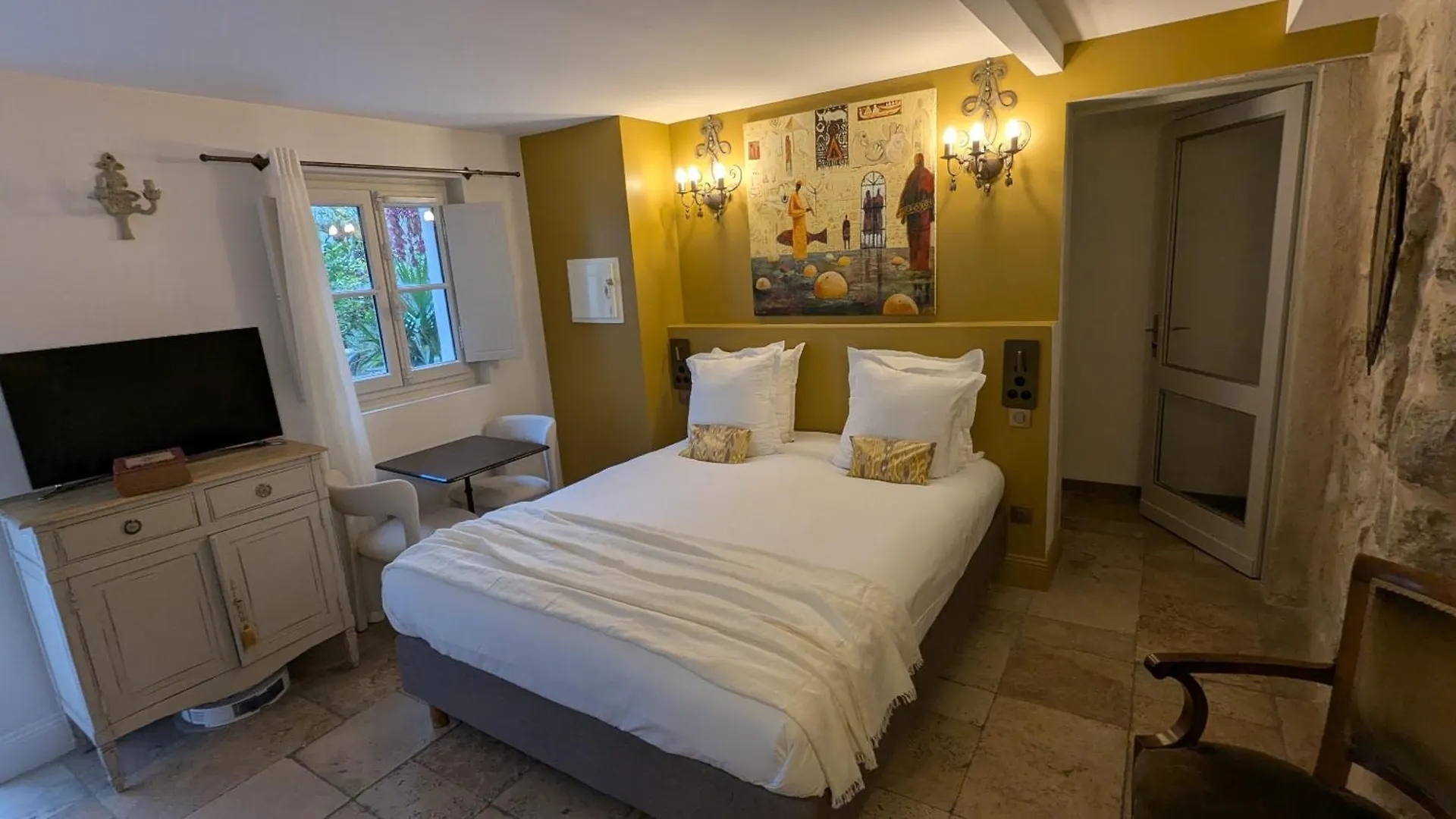 Bed and Breakfast Aux Augustins Avignon Frankreich