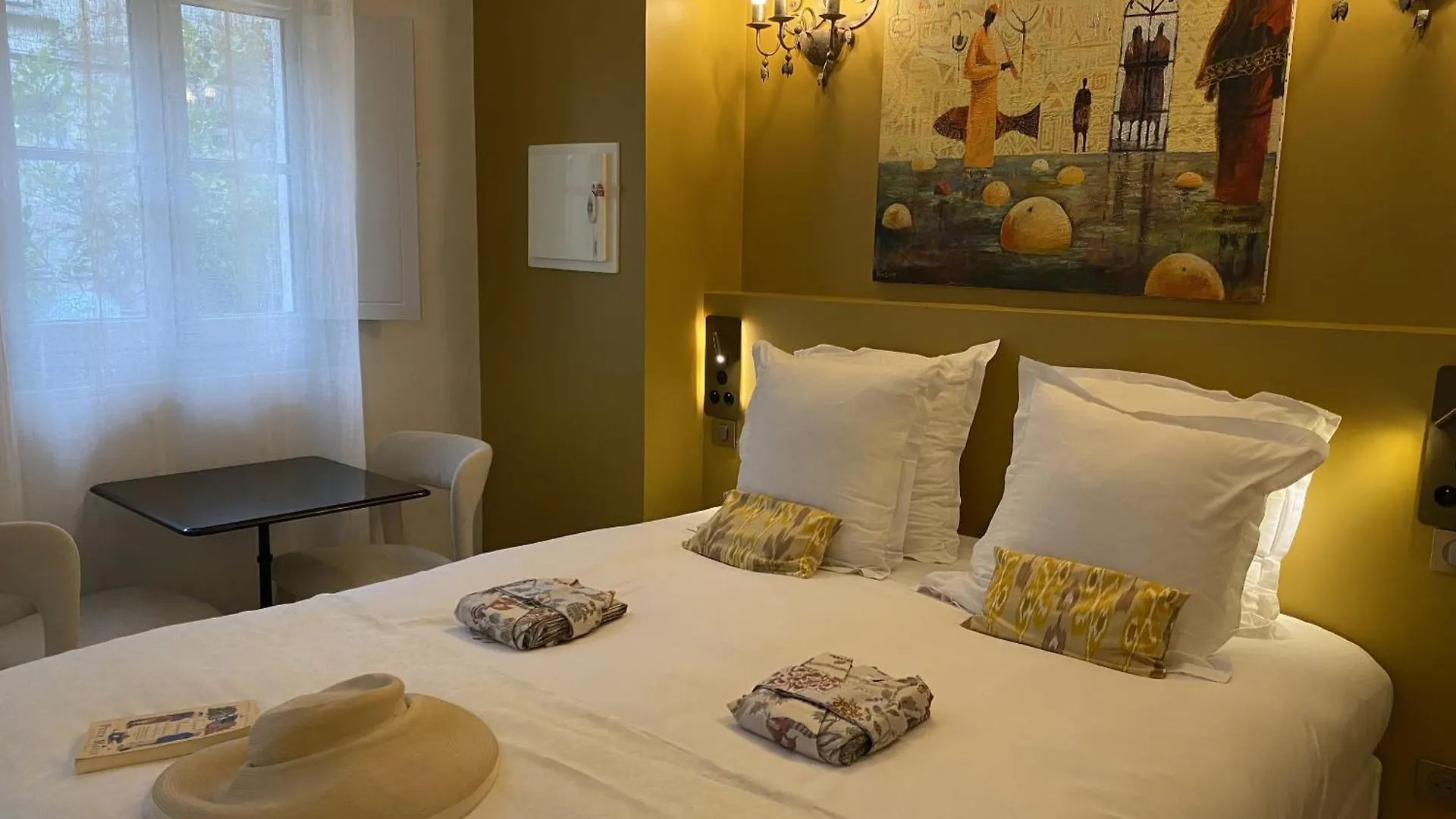 Bed and Breakfast Aux Augustins Avignon Frühstückspension