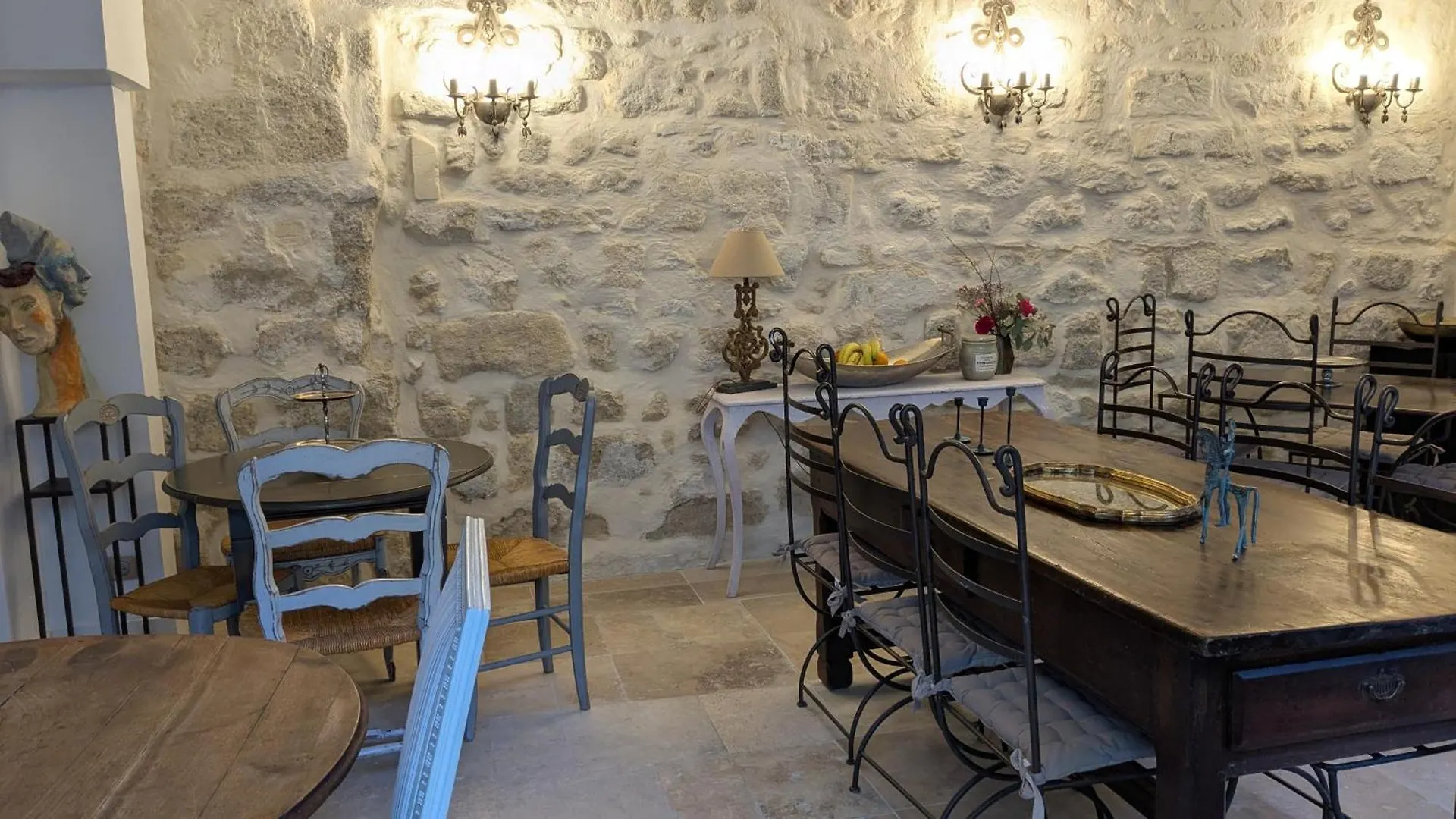 Bed and Breakfast Aux Augustins Avignon