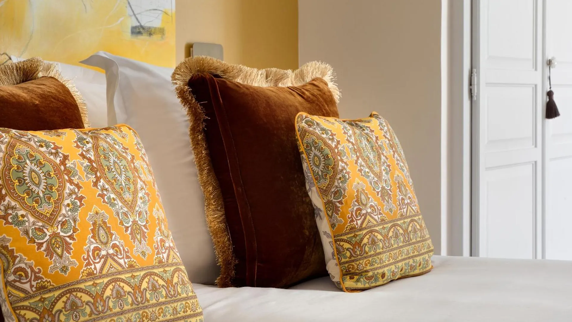 **** Couette-café Bed and Breakfast Aux Augustins à Avignon France