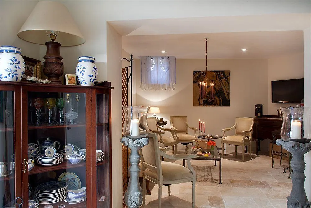 Bed and Breakfast Aux Augustins à Avignon France