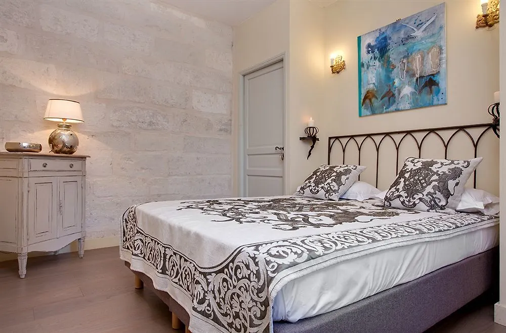 Couette-café Bed and Breakfast Aux Augustins à Avignon