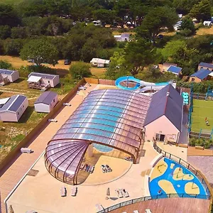 https://mobil-home-les-pieds-dans-leau-sarzeau.inbrittany.com