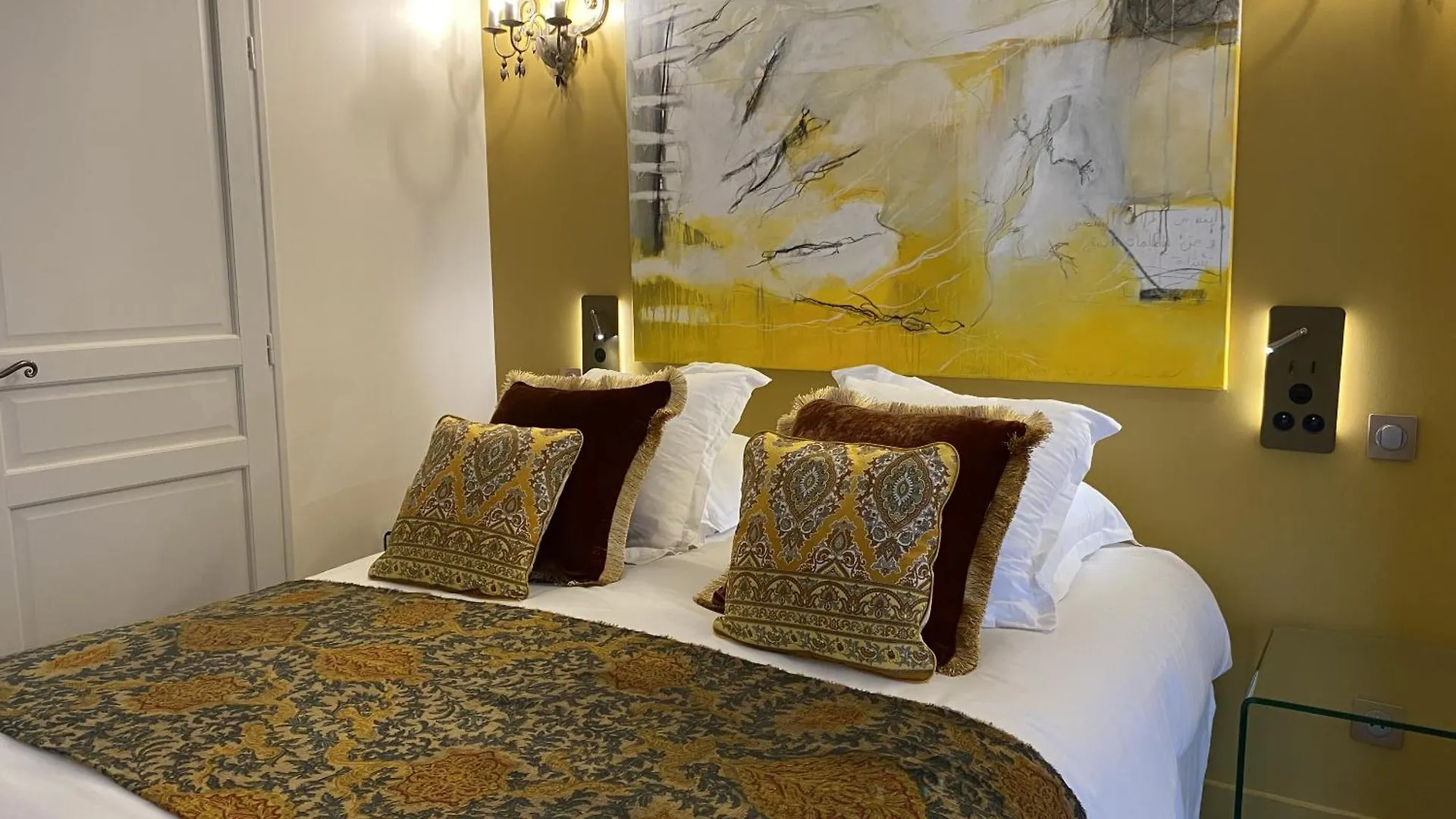 אביניון La Maison Des Augustins 4 Stars Spa Et Fitness צרפת