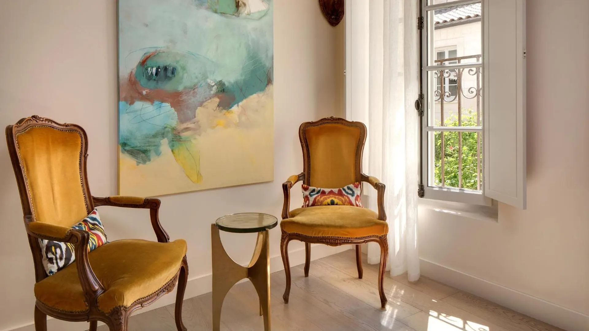 La Maison Des Augustins 4 Stars Spa Et Fitness Avignon Bed & Breakfast